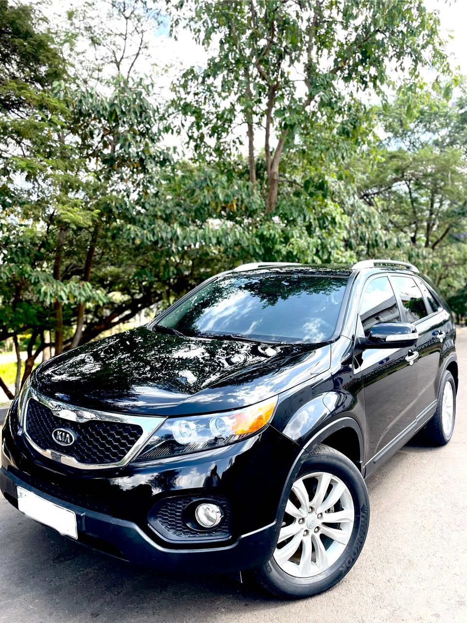 KIA SORENTO 2011 Gallery Image